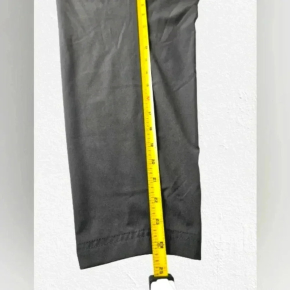 Old Navy StretchTech Petite Cargo Pants Charcoal Gray - Picture 5 of 8